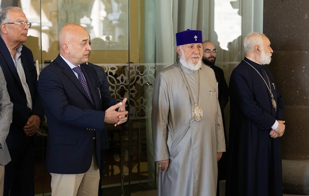 Католикос Всех Армян принял участников программы в Скаутской Армии "Андраник" ВБС