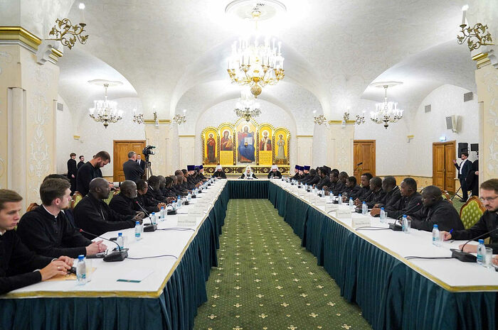 Святейший Патриарх Кирилл встретился с делегацией Патриаршего экзархата Африки