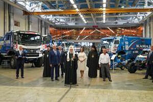 Святейший Патриарх Кирилл посетил завод «КАМАЗ» в Набережных Челнах