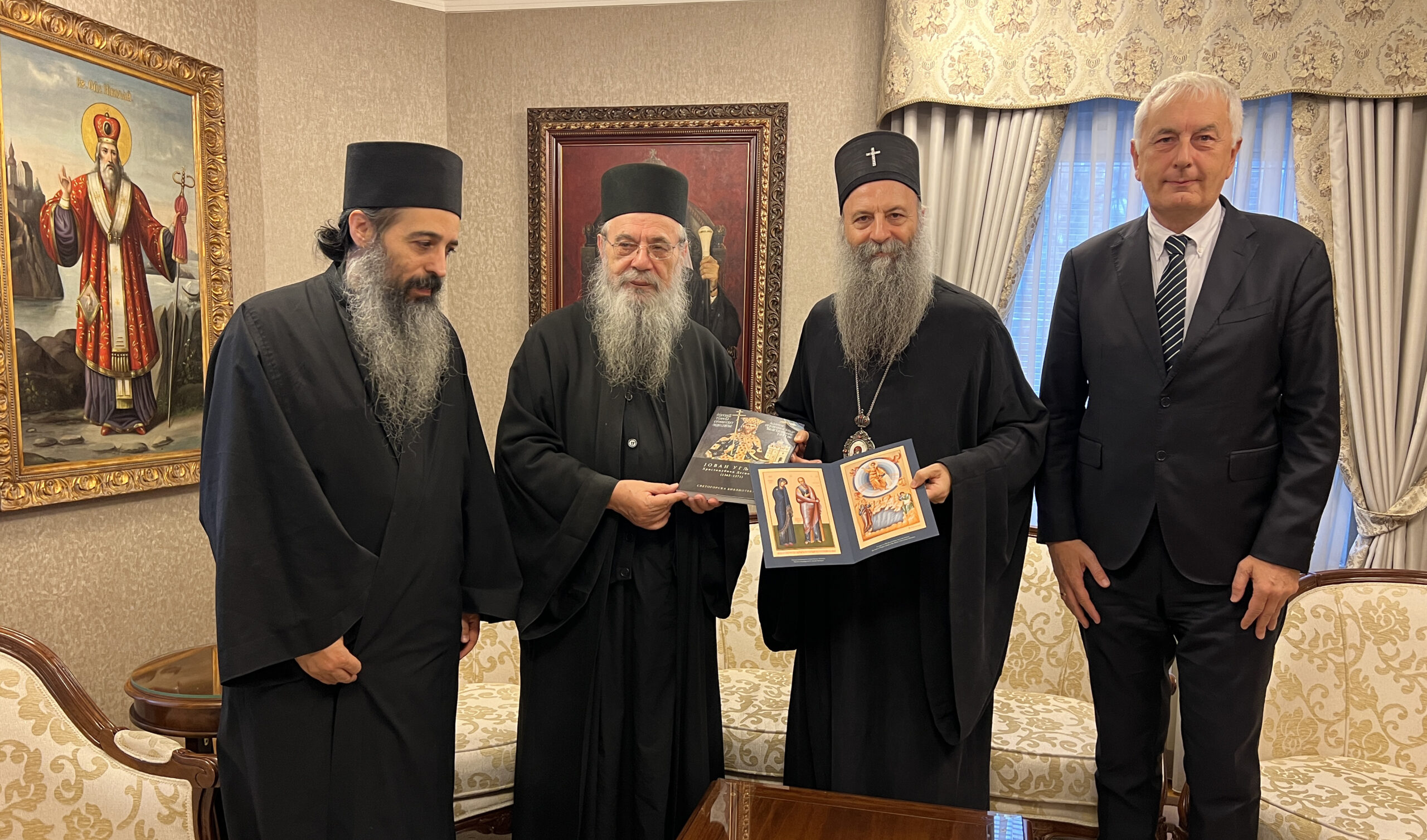 Патриарх Порфирий с иеромонахами из Симонопетры на день памяти деспота Углеши