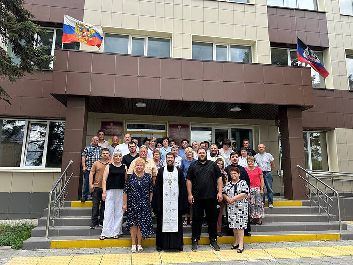 В Мариуполе освятили здание санэпидемстанции после капитального ремонта