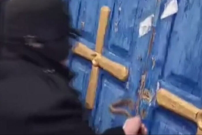 Рейдеры захватили храм канонической Украинской Православной Церкви в селе Чечелиевка Кировоградской области