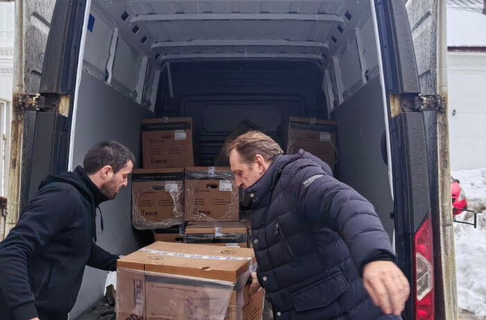 Патриаршая гуманитарная миссия направила в Белгород для пострадавших жителей бытовые генераторы