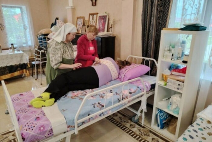 Больница святителя Алексия провела курсы по уходу в Тольяттинской епархии