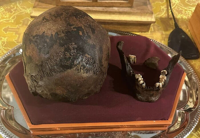 Состоялось открытие мощей святителя Рафаила Бруклинского для поклонения верующих