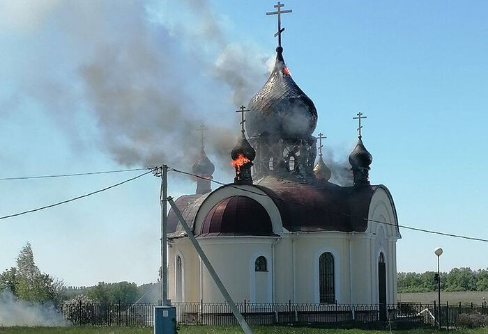 В результате атаки ВСУ пострадал храм великомученика Георгия Победоносца в селе Толоконное Белгородской области