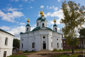 Церковь Смоленской иконы Божией Матери в Середе