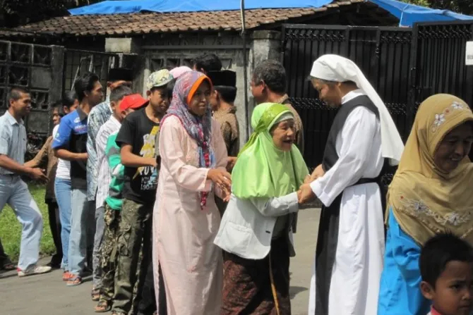 В мусульманской Индонезии католический монастырь стал частью общины