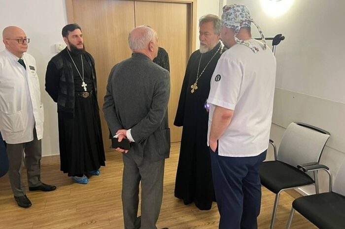 Председатель Синодального отдела по благотворительности посетил Центр детской гематологии, онкологии и иммунологии имени Дмитрия Рогачева