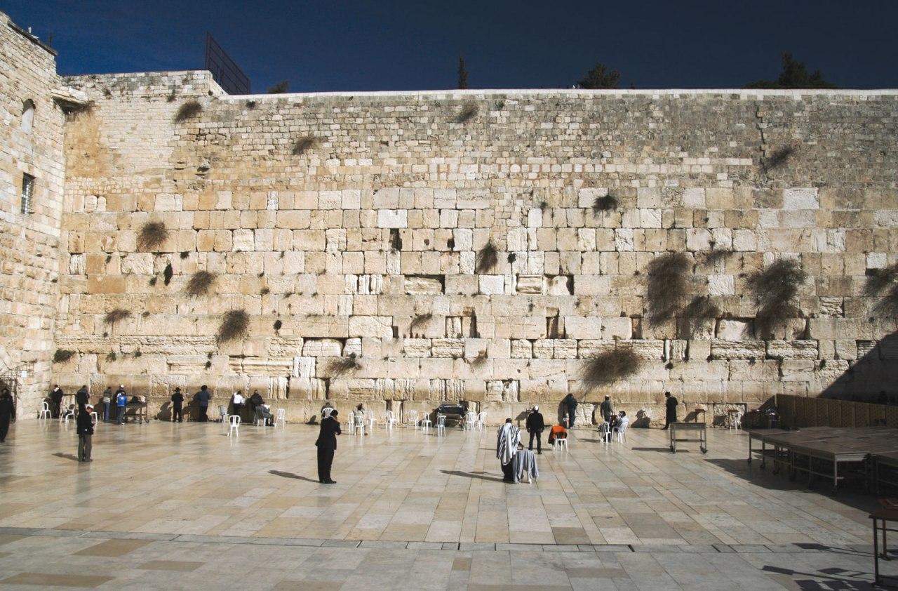 Стена Плача: уцелевшая часть иерусалимского Храма