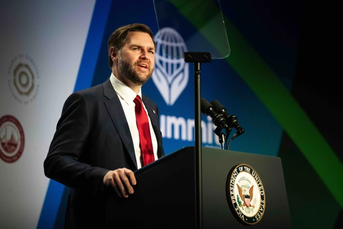 Ссылаясь на древние церковные учения, Вэнс на саммите IRF подчеркивает приоритет религиозной свободы