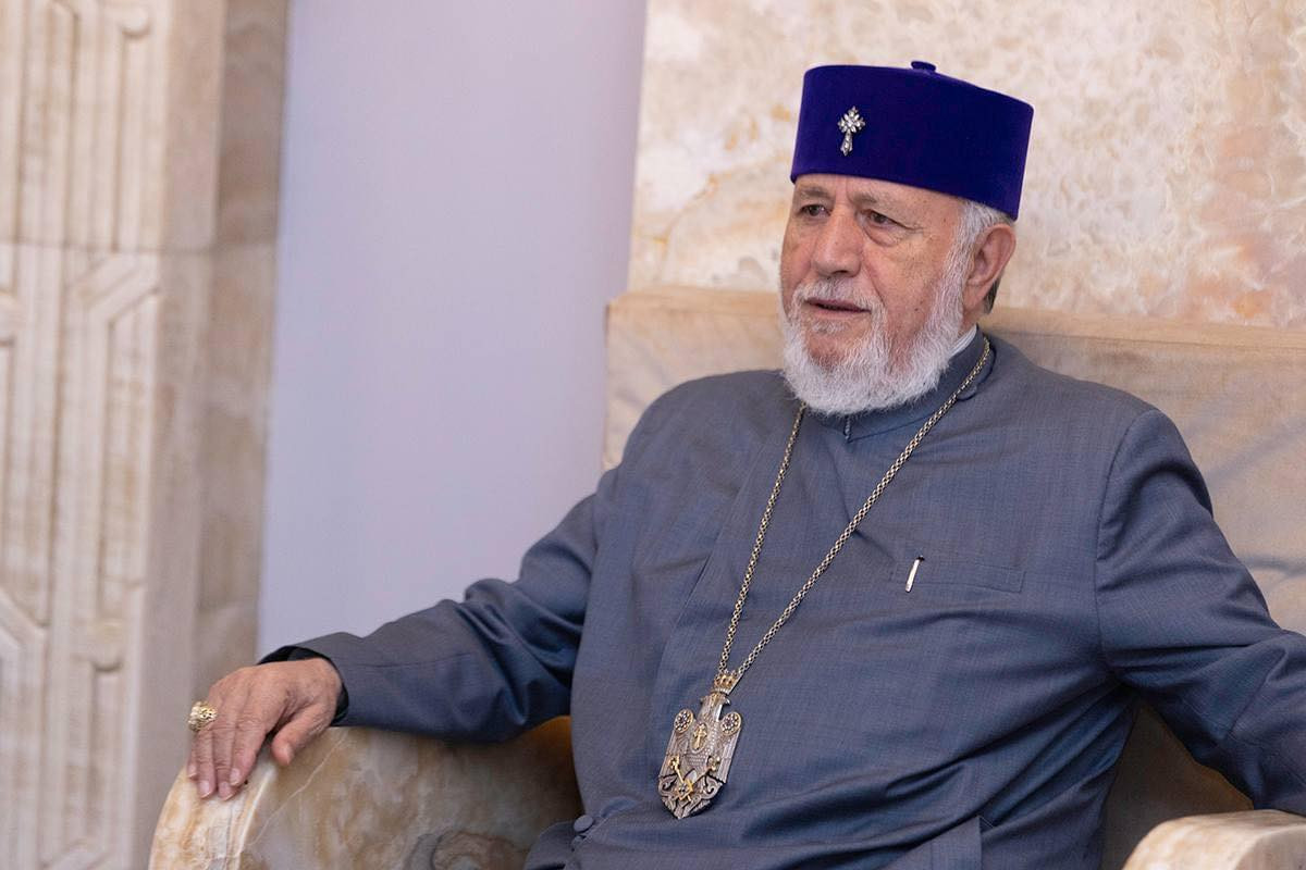 Католикос Всех Армян принял студентов-участников программы глобального лидерства AGBU