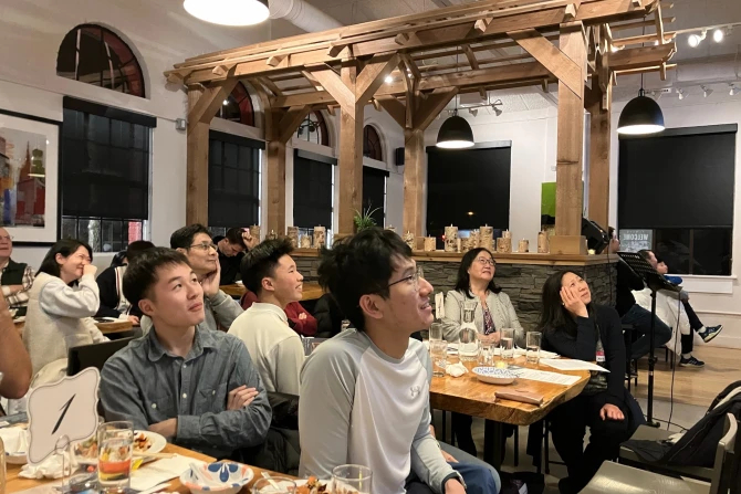 Евангелизационный курс "Альфа" приводит китайцев к вере в Мичигане