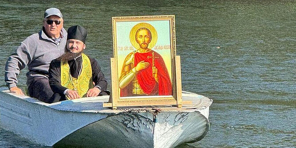 Прошел водный крестный ход по реке Днестр