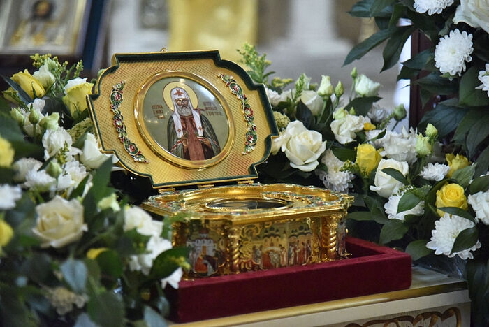 Ковчег с мощами святителя Тихона, Патриарха Московского, был принесен в Оренбургскую епархию