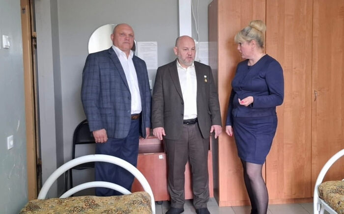 Руководитель направления помощи бездомным Синодального отдела по социальному служению посетил центры помощи бездомным в Архангельской области