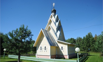 Un templo construido por un maestro ruso. Iglesia de Elías el Profeta en el pueblo de Nikitkino