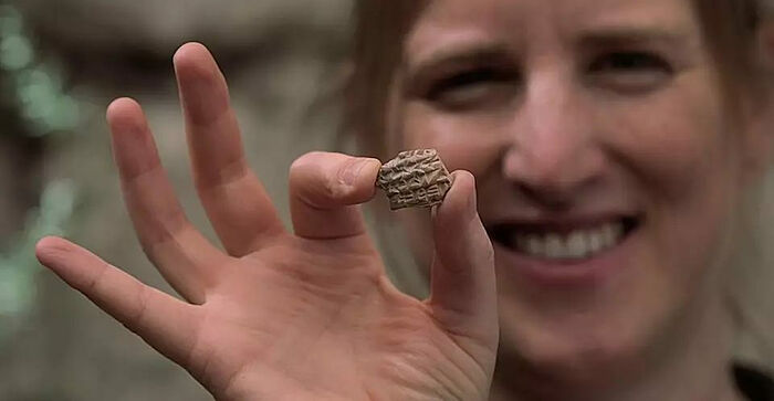 В Иерусалиме обнаружен 2700-летний глиняный фрагмент, подтверждающий упомянутую в 4-й книге Царств переписку царей Езекии и Сеннахирима