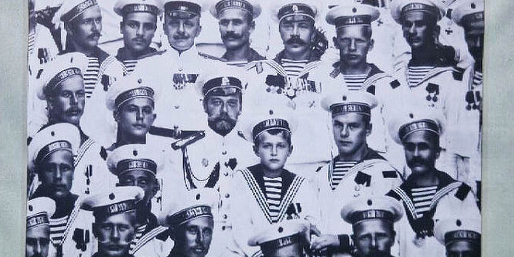 «Эпоха Николая II» открылась в Ливадии