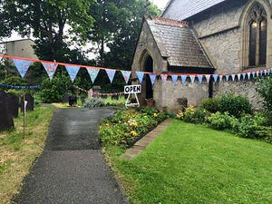 Англия: по мере закрытия исторически значимых храмов сокращается число прихожан