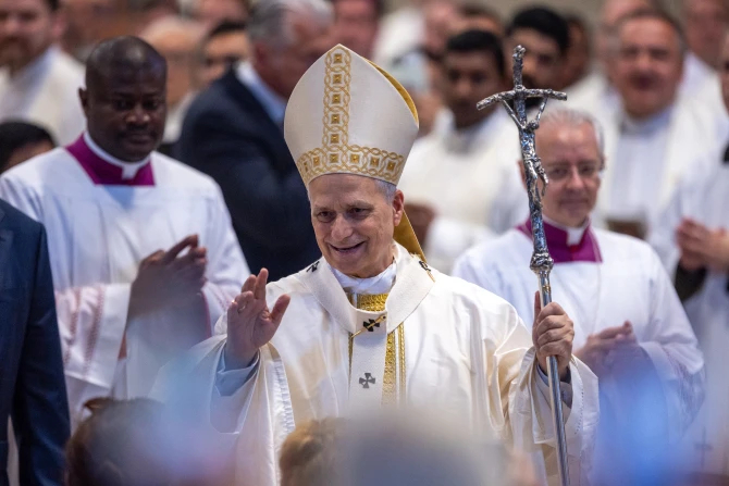 Папа Лев XIV в воскресенье Святой Троицы: Динамичная любовь Бога открывает человечество для встречи