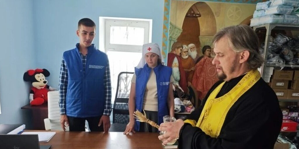 В Лисичанске освятили обновленный центр помощи Патриаршей гуманитарной миссии