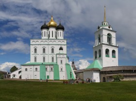 церковь Троицы Живоначальной