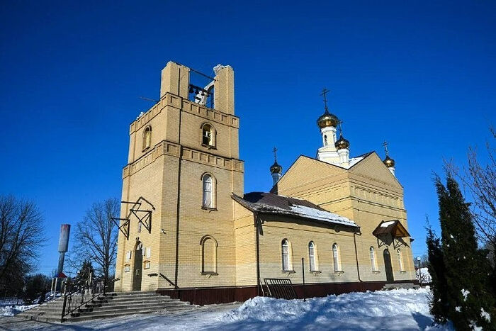 В результате атаки ВСУ пострадал храм святителя Николая поселка Выгоничи Брянской области