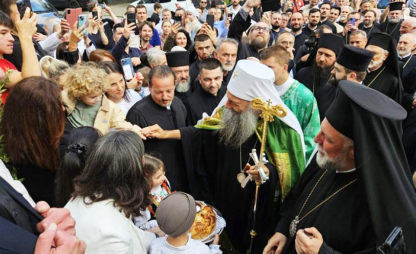 Доксология в честь сербского патриарха Порфирия в Гамбурге