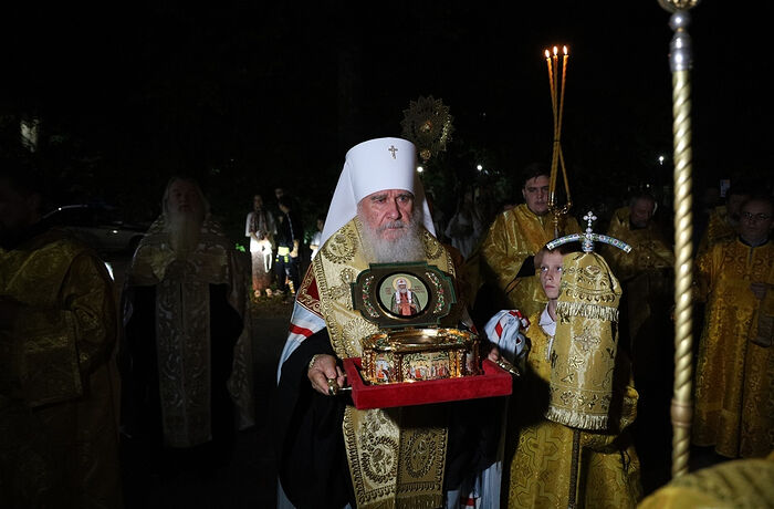 Ковчег с частицей мощей святителя Тихона был принесен в Калугу