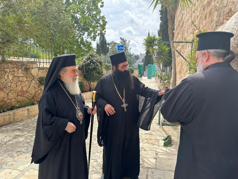 Его Блаженство посещает св. Монастырь честного креста