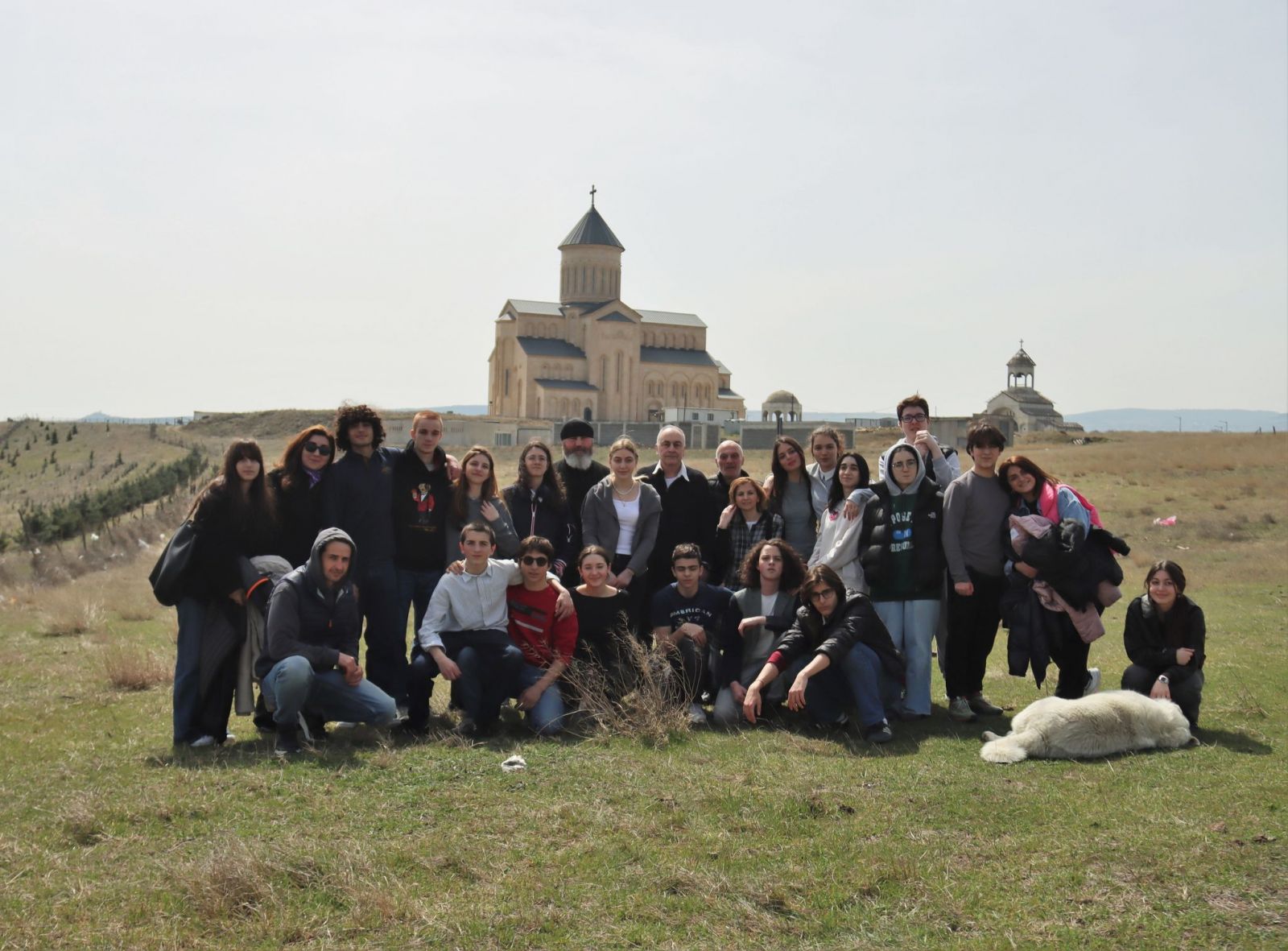 На горе Махата проведено озеленение