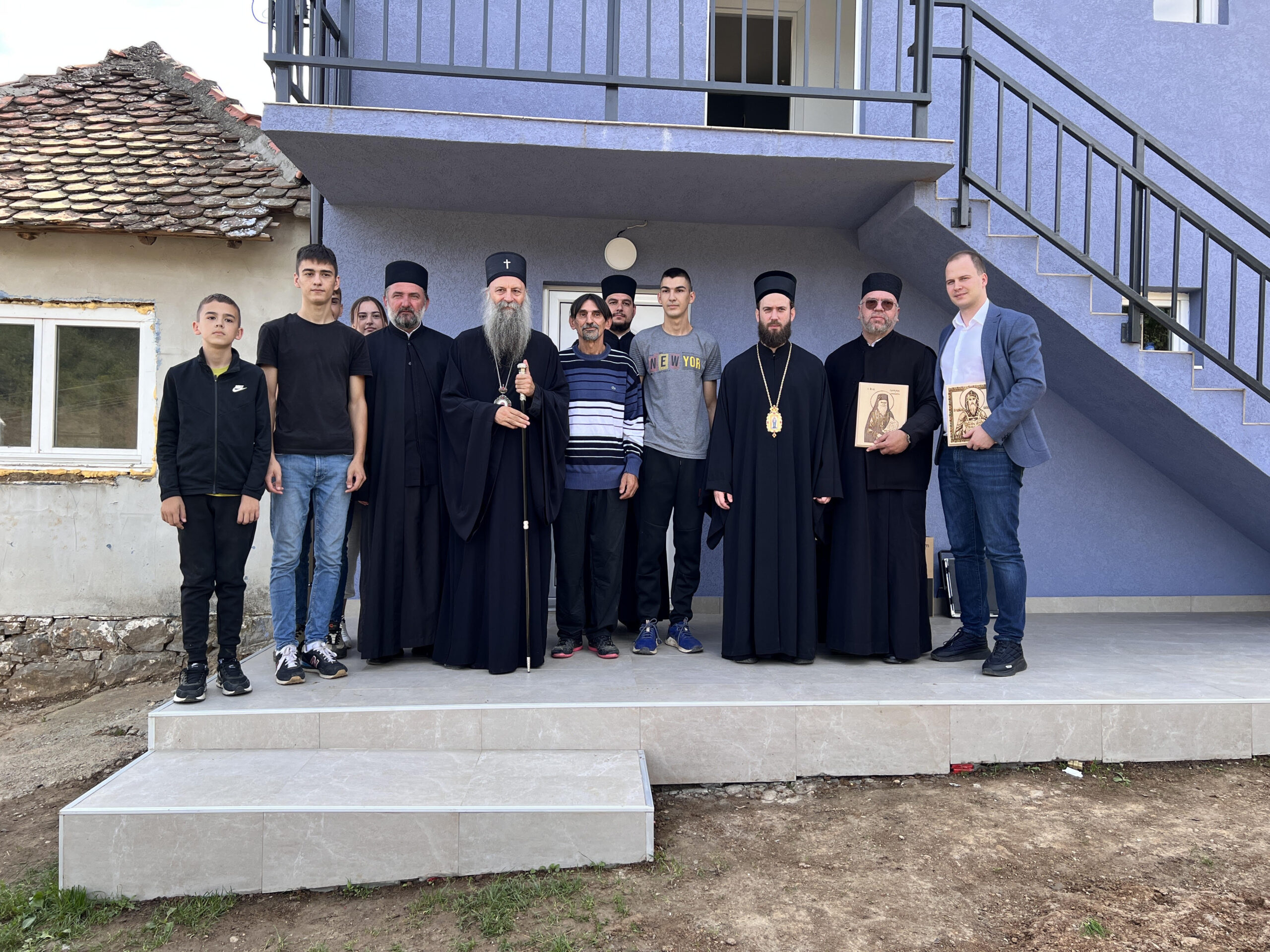 Сербская Православная Церковь предоставила семье Иличичей крышу над головой