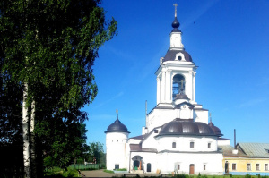 Церковь Введения во храм Пресвятой Богородицы в Майском