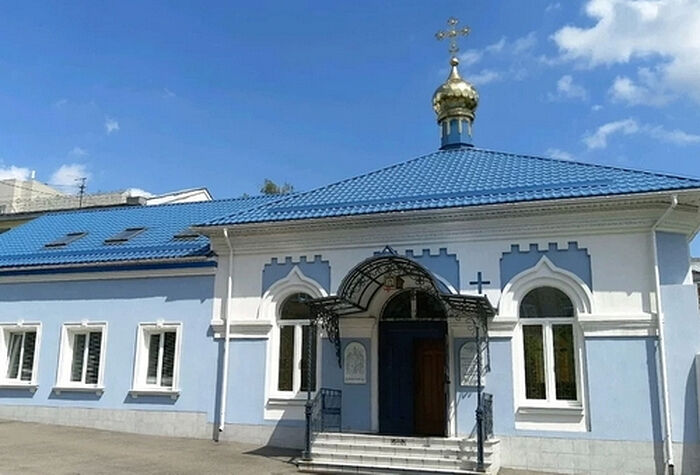 Обломки БПЛА повредили здание храма в центре Курска