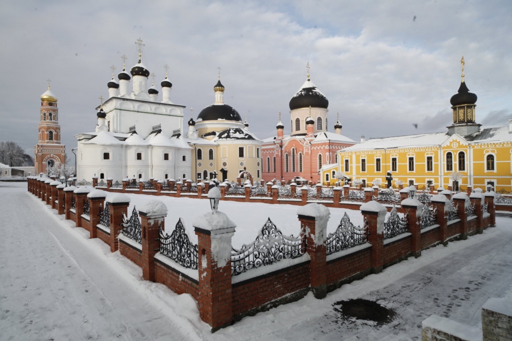 Исторический монастырь находится в Чеховском районе Подмосковья