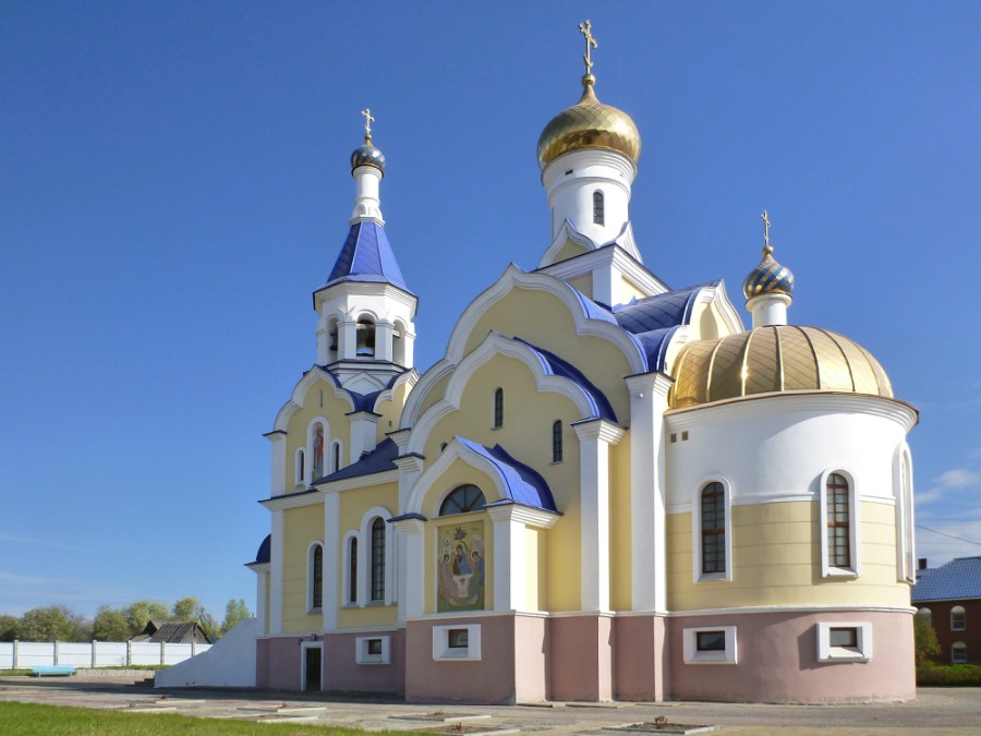 Монастырский храм святых Владимира и Екатерины