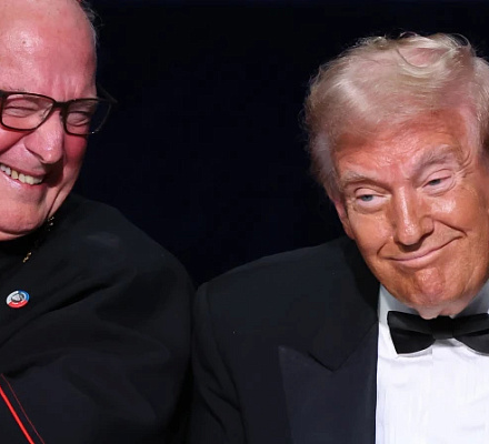 Trump y Gaffigan se burlan de Harris por faltar a la cena benéfica de Al Smith