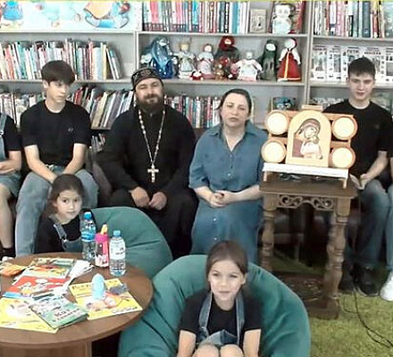 Многодетная семья священника из Рязанской области приняла участие во встрече с Президентом России в преддверии Международного дня защиты детей