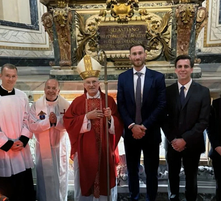 La estrella retirada de la NBA Gordon Hayward entra en la Iglesia Católica en Roma: Entrevista exclusiva