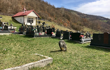 Katolička kapelica i groblje Ljubunci