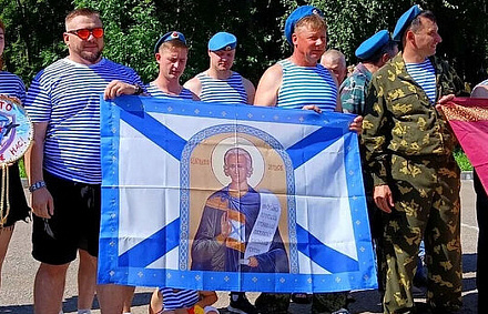 Ушаковцы поздравили десантников в Сасово