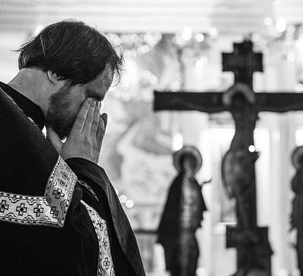 Как отличить смирение от человекоугодия?