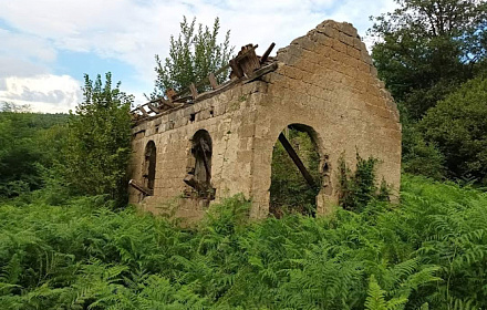 Srpsko pravoslavno groblje i kapela Buzići
