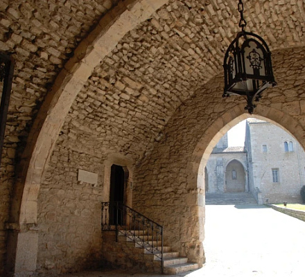 Casamari Abbey: Cistercian art, ancient remedies, and praying monks