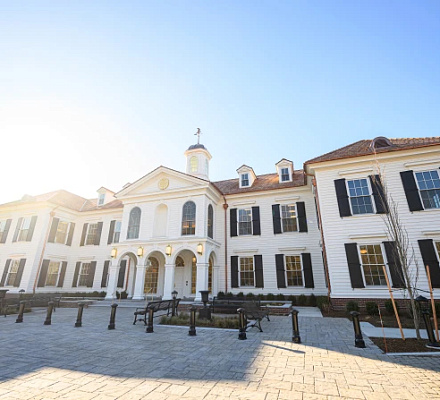 Una escuela católica de Massachusetts se amplía con un edificio de inspiración clásica de 20 millones de dólares