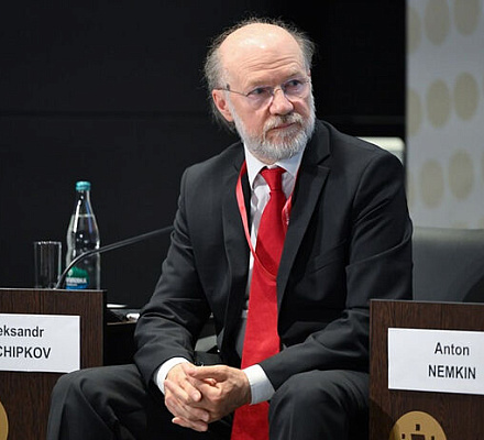 Александр Щипков выступил на сессии «Роль государства и медиа в формировании мировоззрения и ценностей человека» в рамках Петербургского международного экономического форума