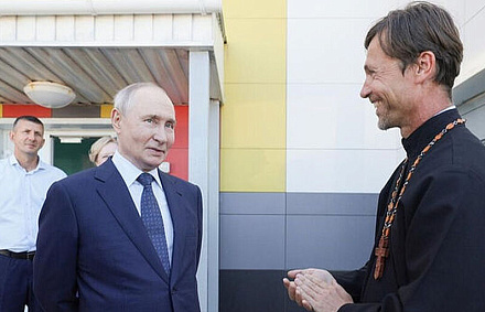 Президент России Владимир Путин поддержал строительство Петропавловского храма на Итурупе