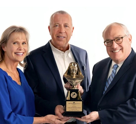 Los cofundadores de FOCUS reciben el Premio Madre Angélica 2024