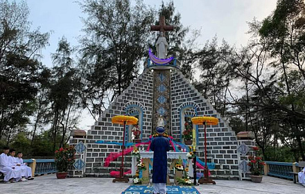 Đài đức mẹ